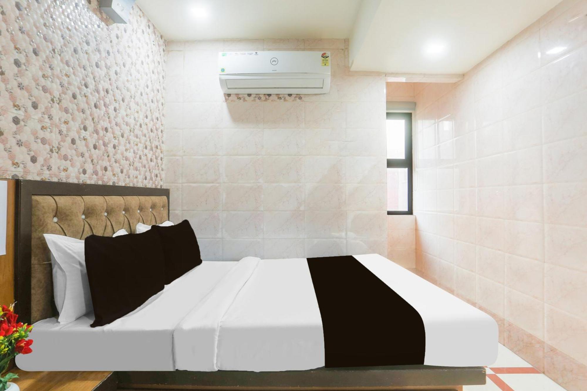 Super Hotel O Parao Formerly Cozy Inn Adžmér Exteriér fotografie